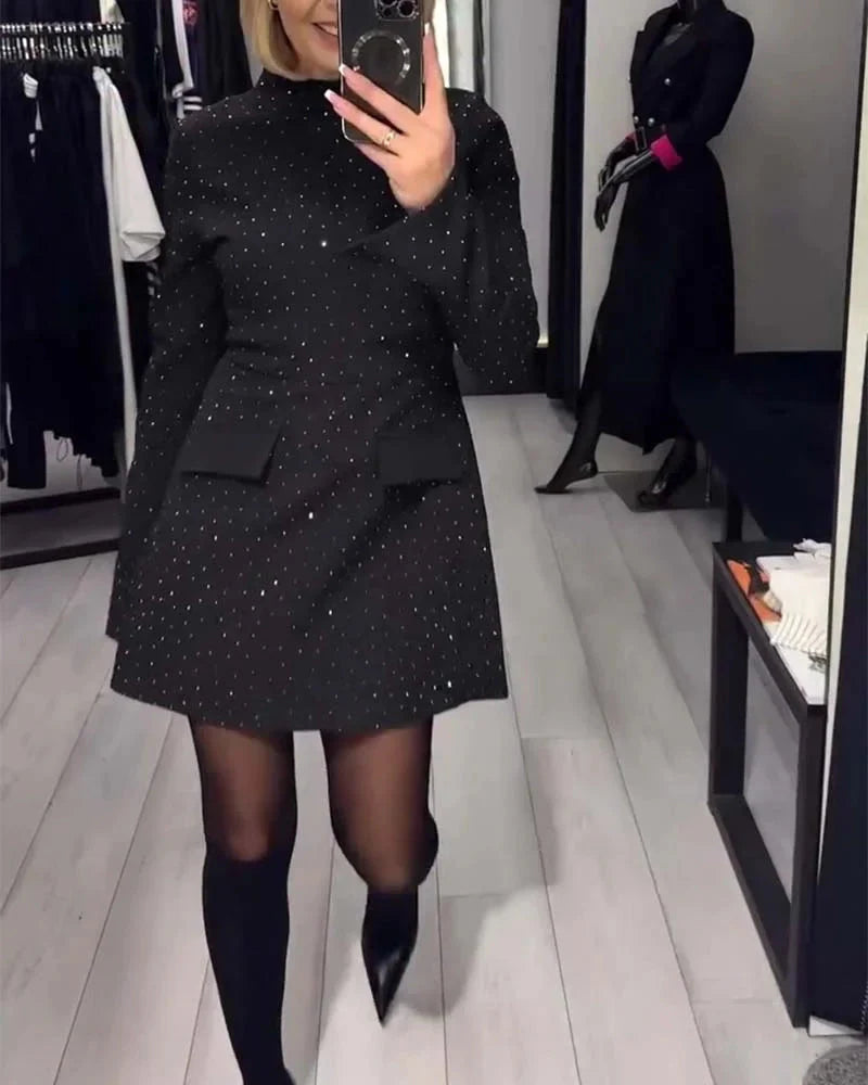đ„ Neu eingetroffen â 50 % Rabatt đ Elegantes, glĂ€nzendes Damenkleid