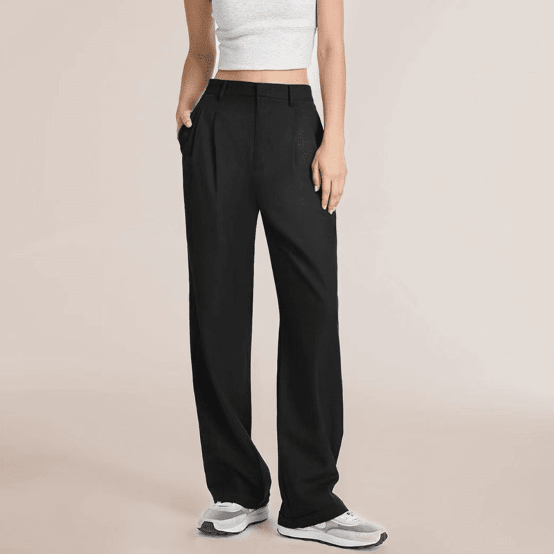 Fließende High-Waist Hose mit weitem Bein & Gürtel – Elegante, vielseitige Stoffhose 👖✨