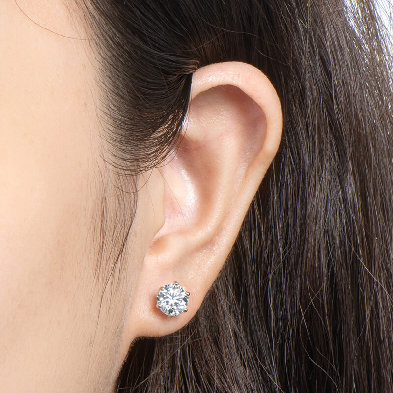 💎💎Atemberaubende klassische Diamantohrstecker mit sechs Krappen