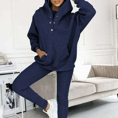 Lässiger und bequemer Sweatshirt-Anzug mit Kapuze