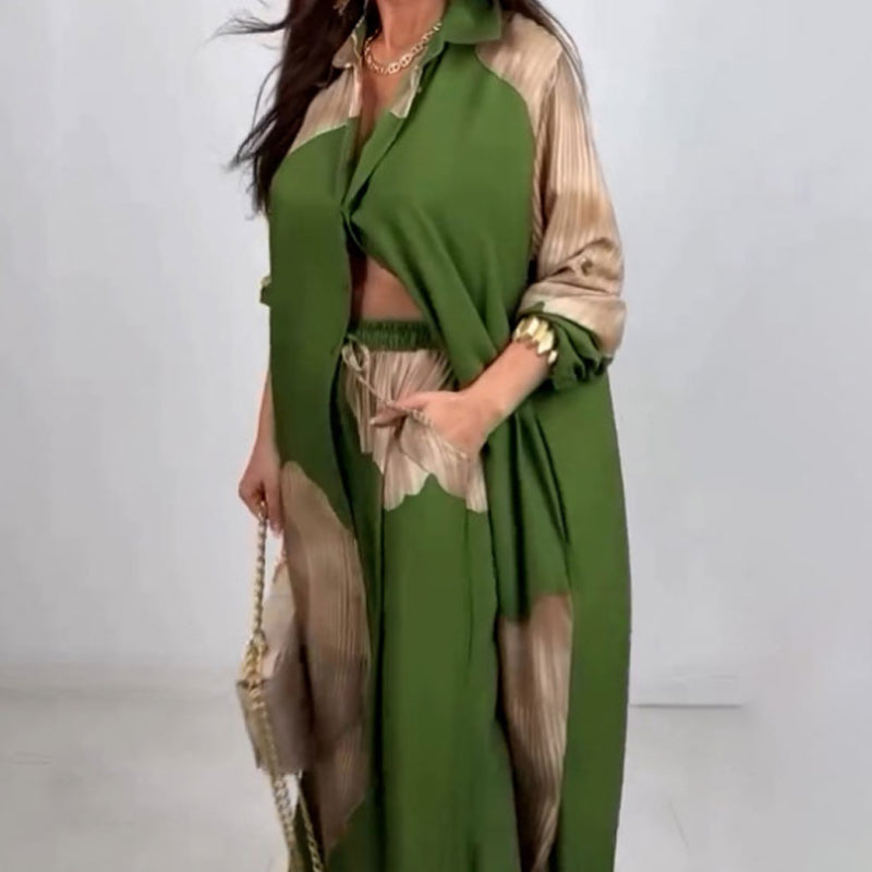 Elegantes und sinnliches Set aus langem Blusen-Shirt mit Druck und weiter Hose