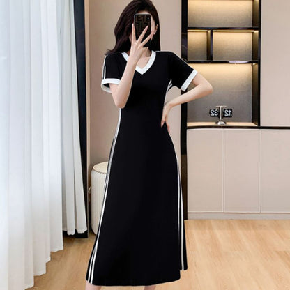 Lässiges & einfaches Frauenkleid mit V-Ausschnitt