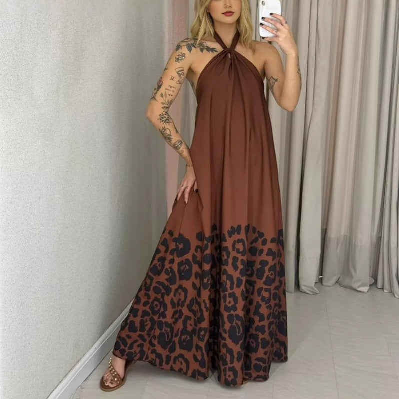 Damenkleid mit Neckholder-Ausschnitt und Blumenmuster - Maxilänge für Sommer & Urlaub