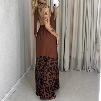 Damenkleid mit Neckholder-Ausschnitt und Blumenmuster - Maxilänge für Sommer & Urlaub