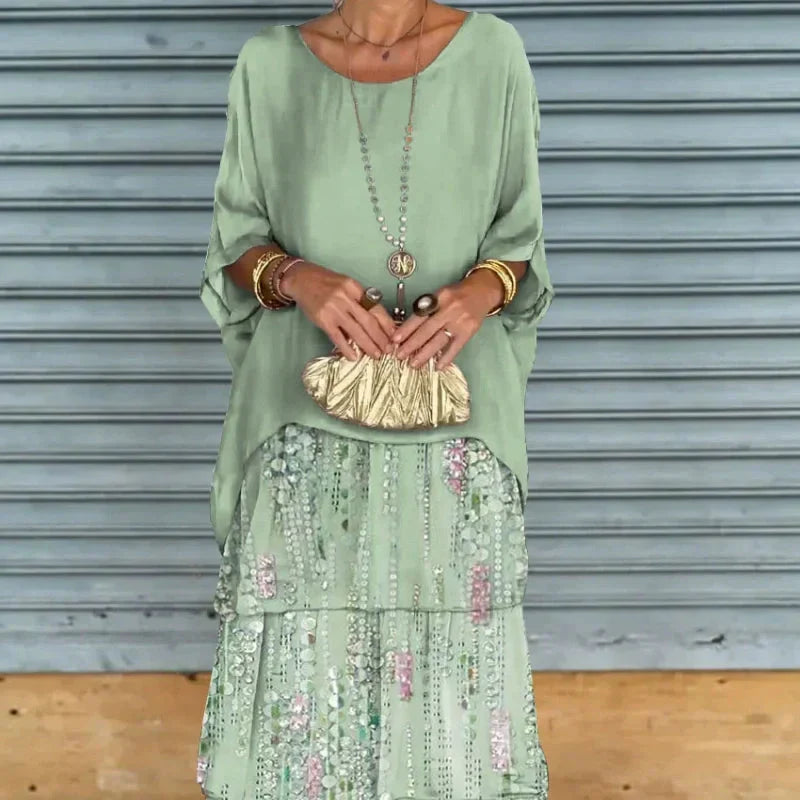 Elegantes Lagenkleid aus Netzstoff mit Rundhalsausschnitt und Blumenmuster