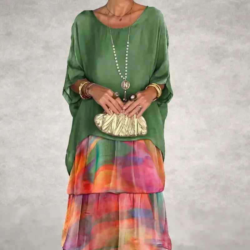 Elegantes Lagenkleid aus Netzstoff mit Rundhalsausschnitt und Blumenmuster