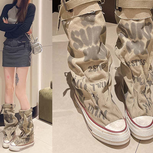 Flache Retro-Stiefel aus Canvas mit mittlerem Schaft für Damen