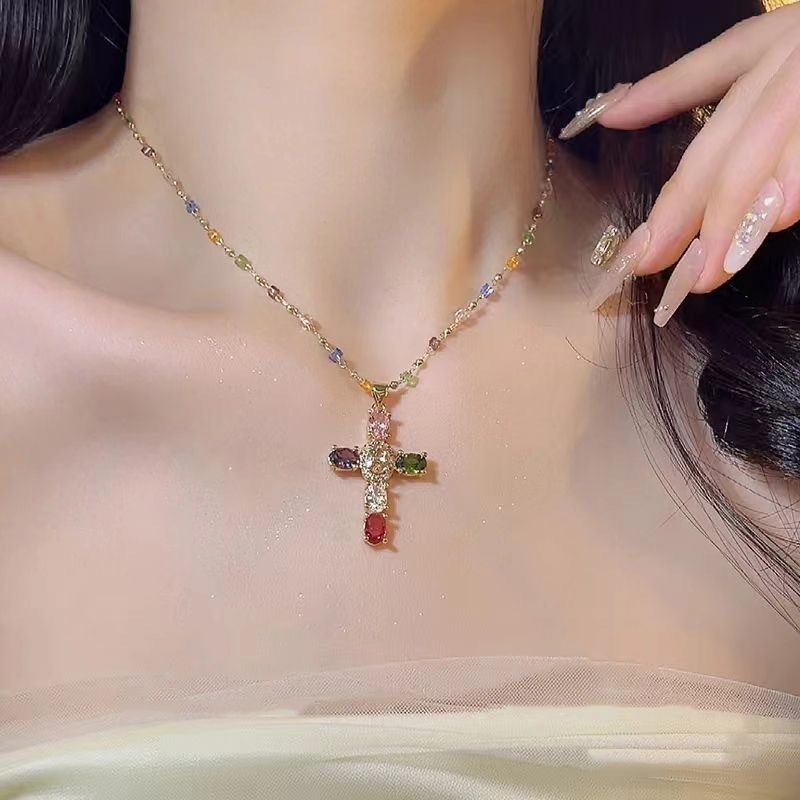 ✨🎅Weihnachtsangebote – Nur für kurze Zeit!⏰Bunte Strass-Kreuz-Anhänger-Halsketten