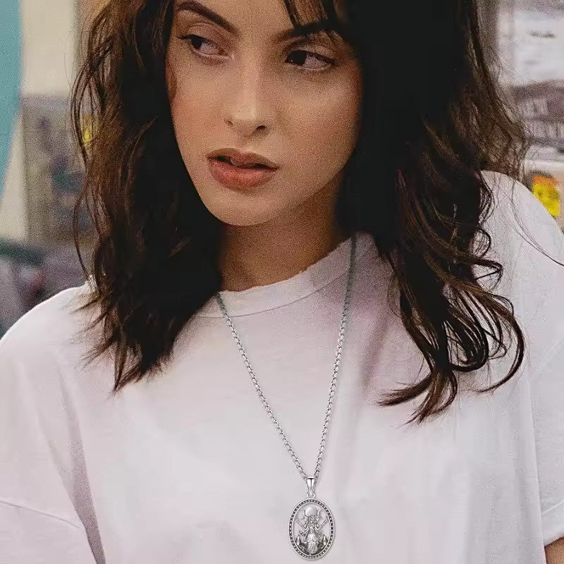 ✨ Mondlicht-Muse-Halskette – 🌙 Vintage-Oval-Anhänger für die moderne Göttin 💫