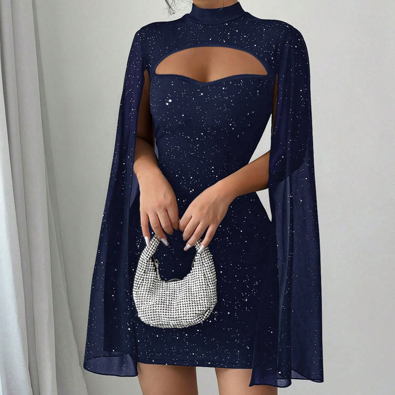 Figurbetontes Chiffonkleid für Damen – Rundhals, Cape-Ärmel, Perlendetails 👗💫