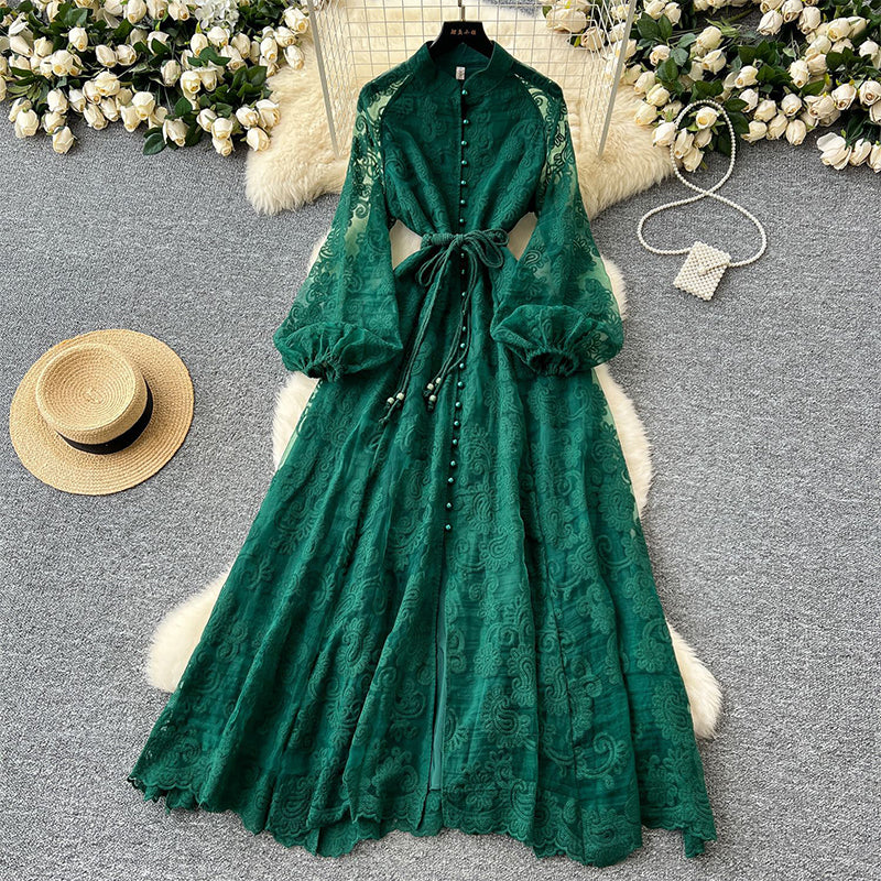 Französisches Maxikleid mit Stickerei – V-Ausschnitt, tailliert, lange Ballonärmel | Frühjahrskollektion🌷