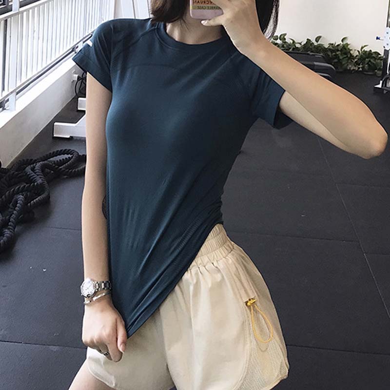 Damen-Slim-Fit-Schnelltrocknungs-T-Shirt📦Kostenloser Versand🔥
