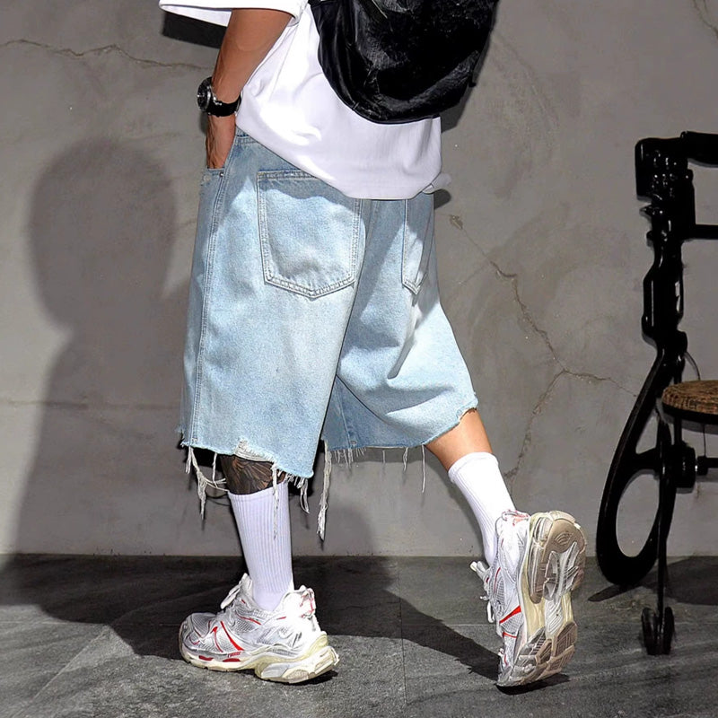 Lockere Herren-Jeansshorts mit Fransensaum – lässig, bequem & sommerlich