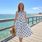 👗 Damen-Kleid mit Polka-Dot-Muster, V-Ausschnitt & ärmellos – luftig, elegant & vielseitig für Alltag, Büro & besondere Anlässe 🌸✨