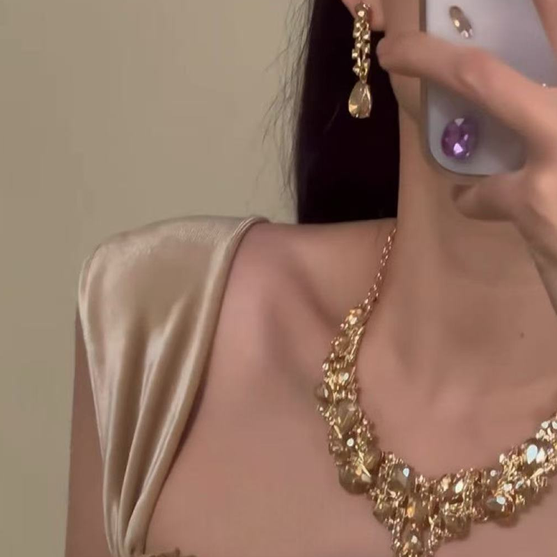 👑 50 % Rabatt – Prunkvolles Halsband im Barock-Stil – aufwendige Handarbeit, bezaubernder Kristallbesatz & zeitlose Eleganz für besondere Momente 💫