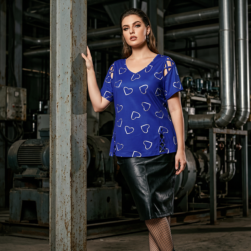 🛍️ 50 % Rabatt – Übergroßes Damen-T-Shirt mit Herzprint & Schnürdetail – lässiger Look, atmungsaktiv & vielseitig für den Alltag ❤️