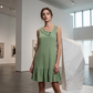 🌸 50 % Rabatt – Ärmelloses Cocktailkleid mit einseitigem Kragen – fließender Stoff, schmeichelhafte Passform & vielseitig kombinierbar 💃