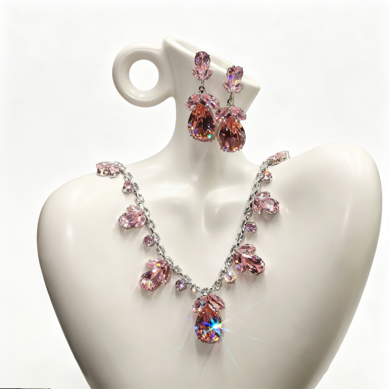 ✨ 50 % Rabatt – Elegantes Tulpen-Schmuck-Set – Halskette & Ohrringe, zart & vielseitig für jeden Anlass 🌷