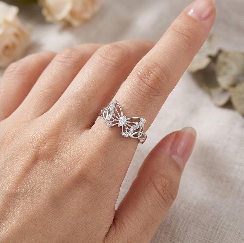🦋 50 % Rabatt! Schmetterlingsring mit Zirkonia – Ein elegantes Schmuckstück nur für Sie