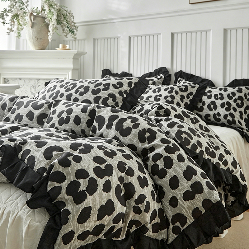 🛏️ 50 % Rabatt! Bettwäsche-Set mit Leopardenmuster & Rüschen – Stilvoller Bettbezug mit Kissenbezügen für ein besonderes Schlafzimmer